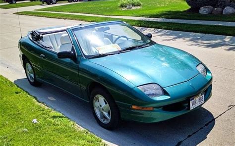 5-Speed Survivor: 1997 Pontiac Sunfire Convertible | Barn Finds