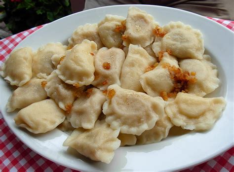 Pierogi Recipe | Traditional Polish Dish | Video Turorial | Chido-Fajny