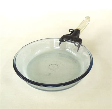 Pyrex Flameware Skillet Small 7 Fry Pan Glass by LaurasLastDitch