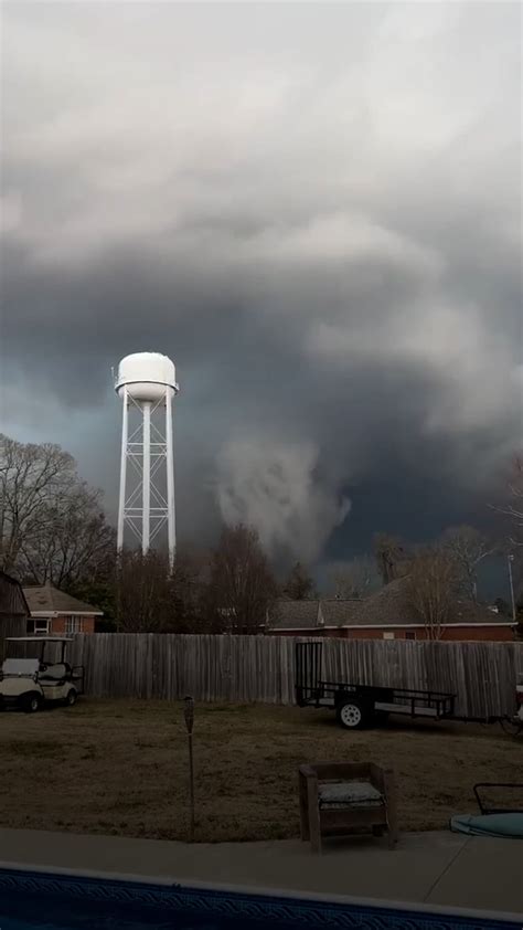 Tornadoes, hail rip through Alabama