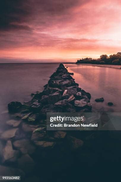 172 Toronto Island Beaches Stock Photos, High-Res Pictures, and Images - Getty Images