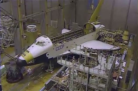 Soviet-era Buran space shuttle shipping to former Olympic site for display | collectSPACE