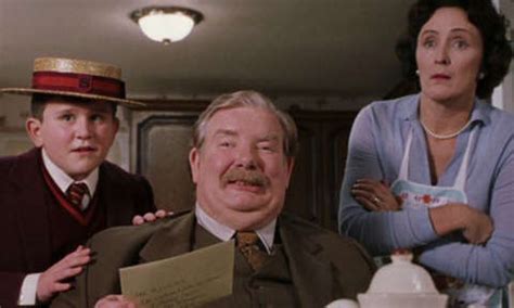 JK Rowling Reveals Why Harry Potter's Uncle Dursley Hated Him So Much - GameSpot