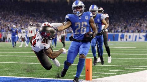 Jahmyr Gibbs stats today: Lions RB silences draft critics with big game in playoff win vs ...