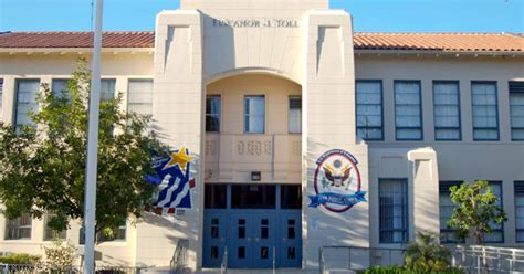 Isaac Tashjian, Beloved Math Teacher At Toll Middle School In Glendale ...