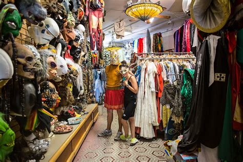 Vintage Costume Shops - Amauter Gay