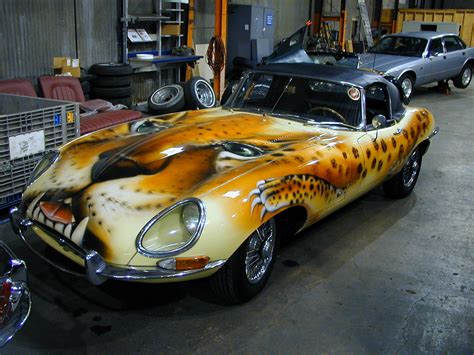 stevenmilner: Cool Jaguar Paint Job