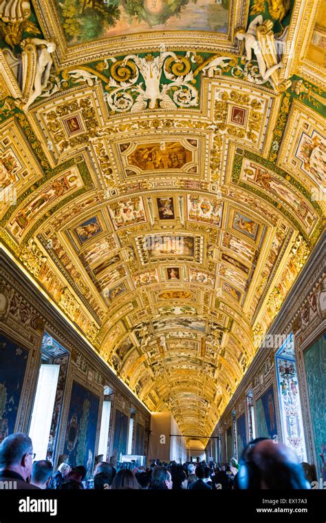 Mappa Gallery in Musei Vaticani Foto stock - Alamy