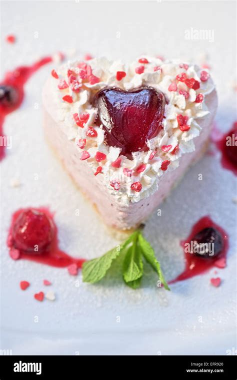 heart-shaped valentine cake Stock Photo - Alamy