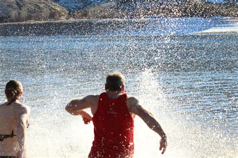 Taking the plunge: Hundreds turn up for 15th annual Great Polar Bear Challenge at Lucky Peak ...