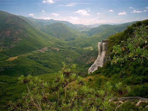 Hierve el Agua, Montañas de Oaxaca Mexico Mexique | Visit mexico, Mexico, Natural landmarks