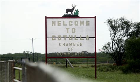 Small Town Texas: Why is Cotulla Full of Empty Hotels? | Texas Standard