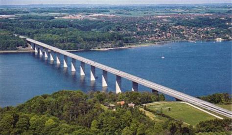 Vejle-Fjord-Brücke (Vejle, 1980) | Structurae