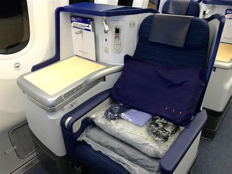 Flight Review: ANA (787) Business Class - Tokyo to Vancouver - PointsWise