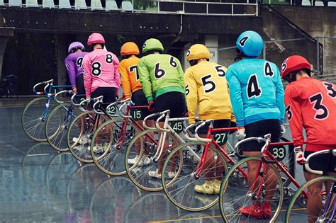 Inside the Wild World of Keirin, Japan's Brake-Free Bicycle Racing | WIRED