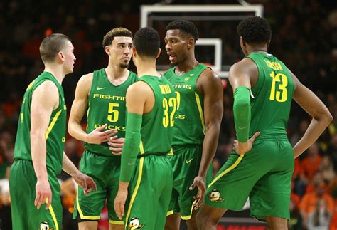 Oregon Ducks men’s basketball slides in polls after loss to Oregon ...