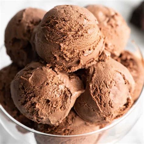 Best Homemade Chocolate Ice Cream - JoyFoodSunshine