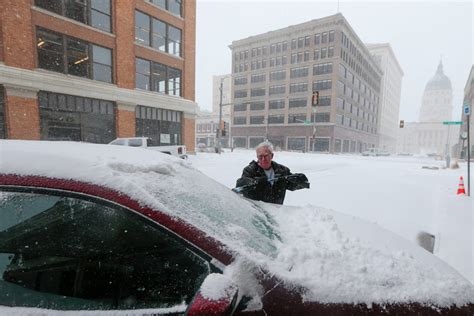 Topeka-area winter storm snow totals, closings and weather updates