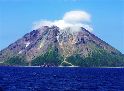 Giant lava dome discovered growing inside Japanese supervolcano that ...