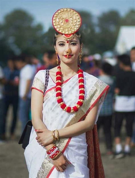 20 Nepali Traditional Dress That Represent Nepal - Cute Top 10