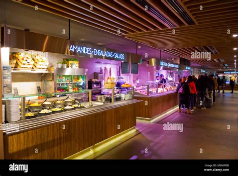 Food court, El Corte Ingles, Placa de Catalunya, Barcelona, Catalonia, Spain Stock Photo - Alamy