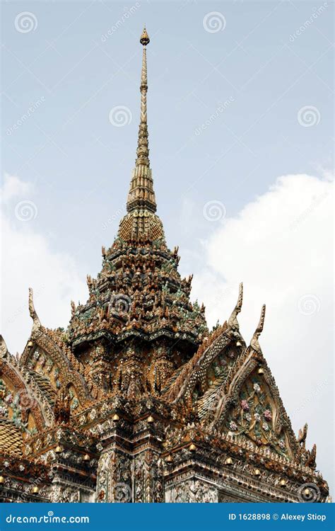 Inside Wat Arun Temple stock photo. Image of decoration - 1628898