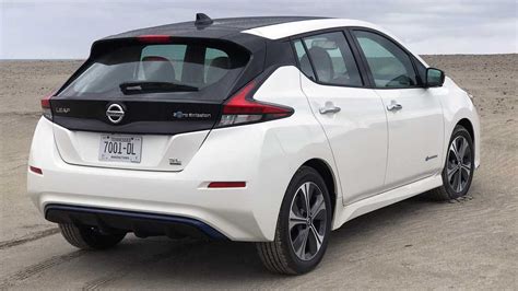 2019 Nissan LEAF e-Plus First Drive: Capable, Competent 226-Mile EV