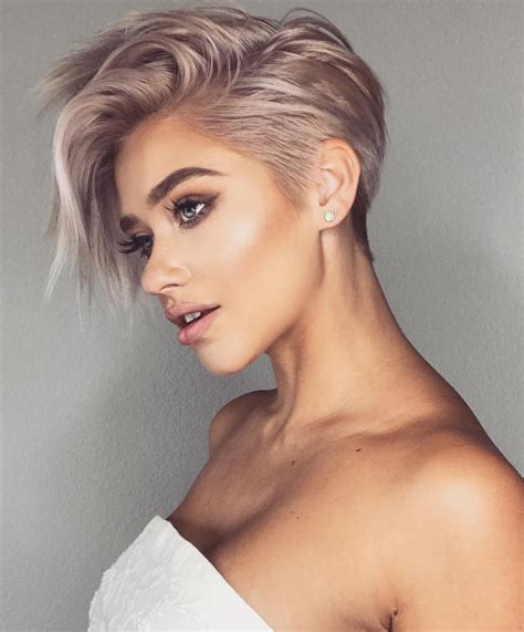 10 Trendy Very Short Haircuts for Women - PoP Haircuts