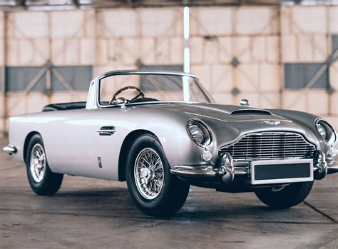 What It Takes To Make A Little 007 DB5 | James Bond 007