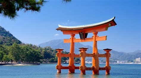 Itsukushima Shrine - Hiroshima Attraction | Expedia.com.au