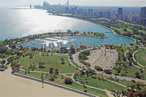 Montrose Harbor, the Chicago Harbors slip, dock, mooring reservations - Dockwa