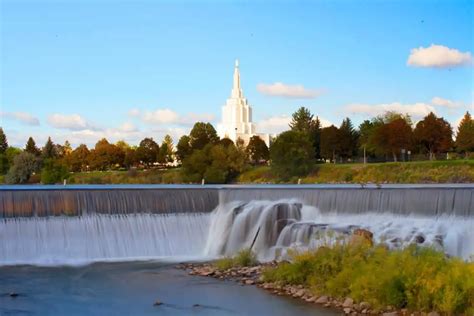 17+ Best Idaho Falls Restaurants & Places To Eat 2024 - Mike & Laura Travel