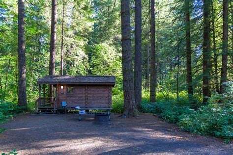 Silver Falls State Park: Hike and Camp Near 10 Waterfalls in Oregon