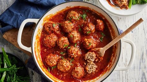 Porcupine Meatballs with Tomato Soup - YouTube