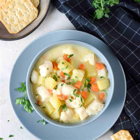 Rich and Creamy Fish Chowder Recipe