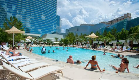 Aria-Pool - Las Vegas Travel Guide