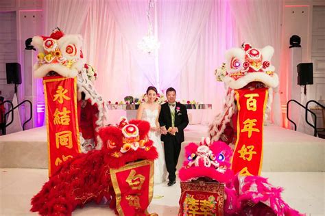 Chinese Wedding Traditions | Your Guide to Customs and Rituals ...