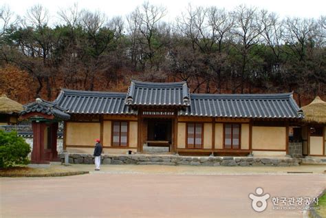 Birthplace of Empress Myeongseong (Queen Min) (명성황후 생가) - Kpopmap - K-Trends Stories Coverage