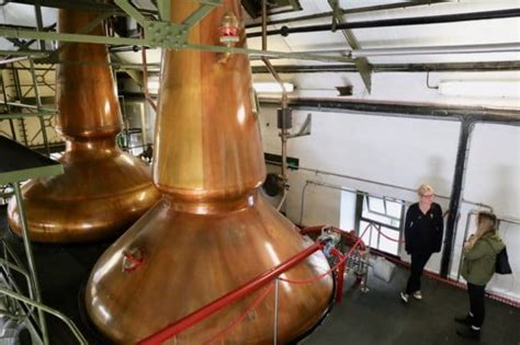 [UPDATED 2020] Islay Distilleries: Scotland's Whisky Island