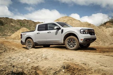 2024 Ford Maverick no longer starts with 37-mpg hybrid version | KFOR.com Oklahoma City