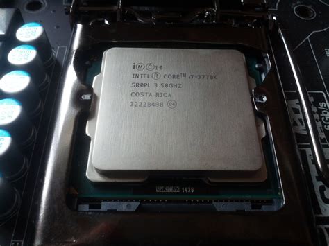 Intel Core i5-3570K vs. i7-3770K Ivy Bridge Review - Specifications ...