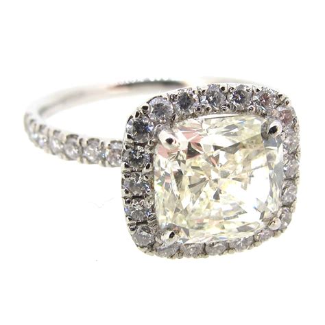 Cushion Cut Diamond Cluster Ring | A.R. Ullmann