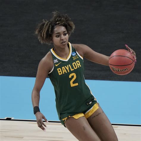 Baylor's DiDi Richards, DiJonai Carrington Declare for 2021 WNBA Draft ...