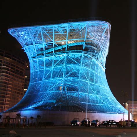 El Secreto del Museo Soumaya — Geometrica | Santiago calatrava architecture, Futuristic ...