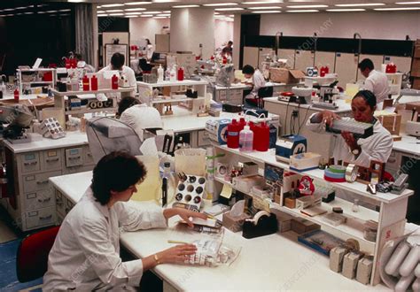 FBI serology lab, Washington DC - Stock Image - H200/0034 - Science Photo Library