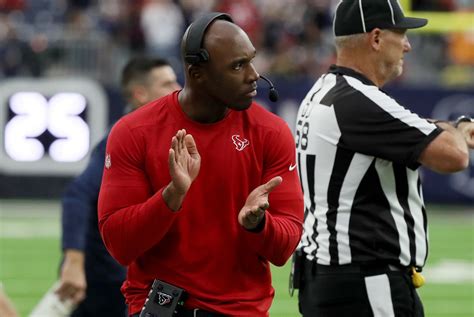 Texans’ DeMeco Ryans making case for NFL Coach of the Year