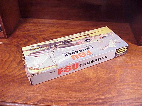 Aurora F8U Crusader Model Kit No. 119-100 Box Only - Models & Kits