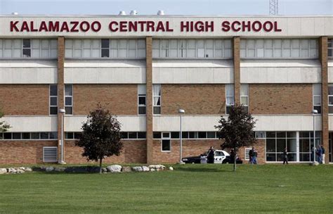 Kalamazoo Central student suspended after posting online threat - mlive.com