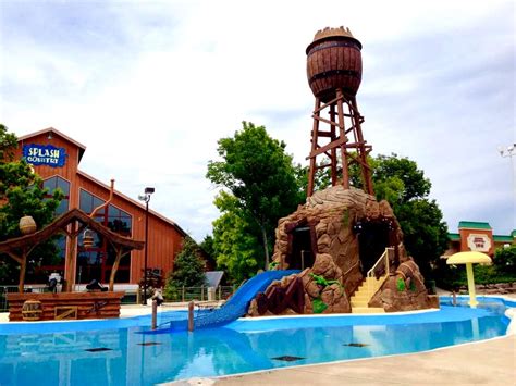 Splash Country Indoor & Outdoor Waterpark - Branson Travel Office