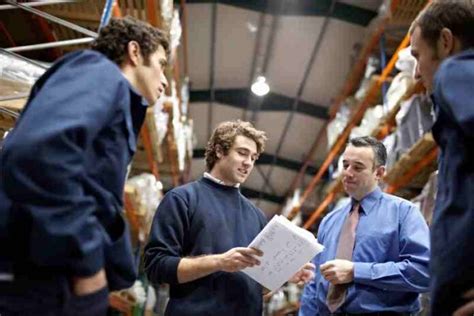 A Complete Guide to Regular Warehouse Maintenance